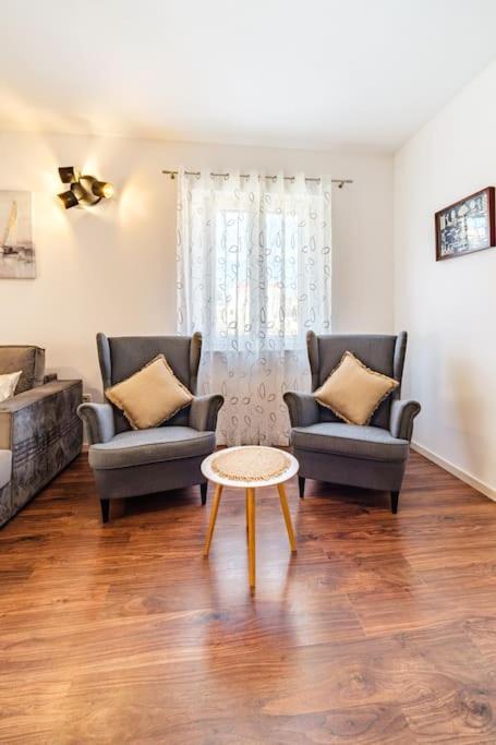 Peters Apartment Сутиван Экстерьер фото