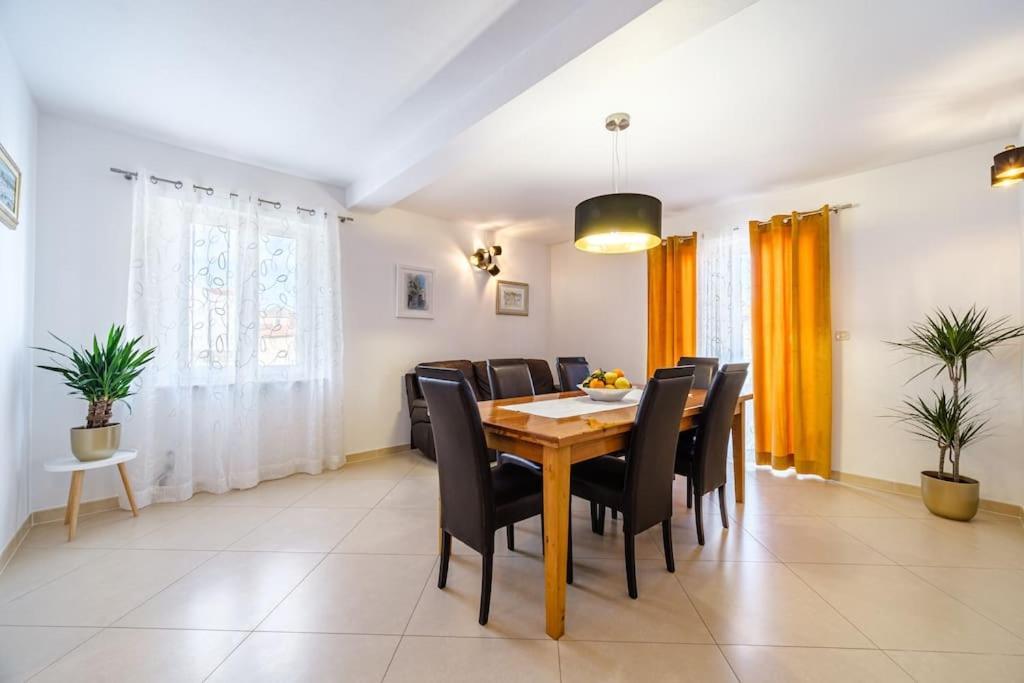 Peters Apartment Сутиван Экстерьер фото